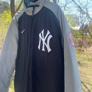 Men's Black and Gray Nike Jacket